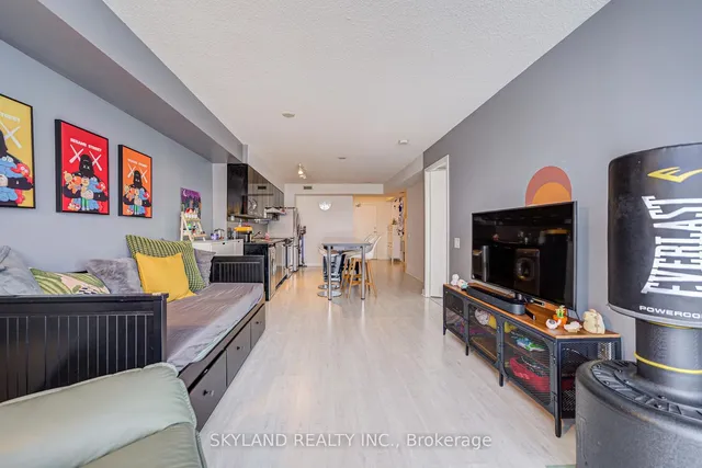 Additional image 7 of 19 Singer Crt Unit 1618