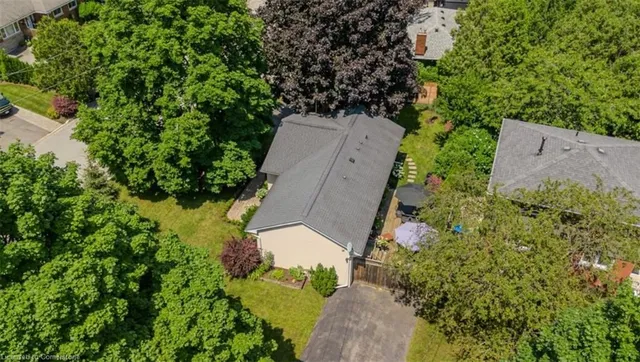 Additional image 27 of 483 Walnut Cres