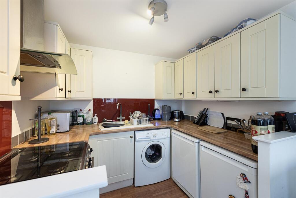 Additional image 8 of Clarendon Road, Harpenden