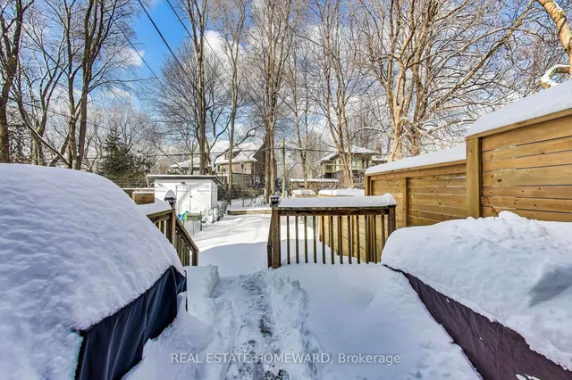 Additional image 25 of 36 Eastmount Ave