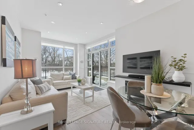 840 Queens Plate Dr Unit 104