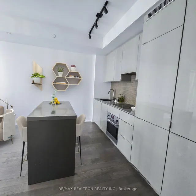 Additional image 5 of 7 Grenville St Unit 1909