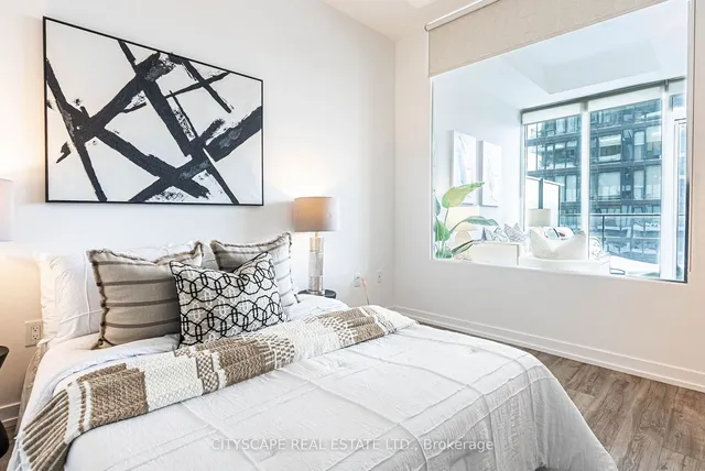 Additional image 9 of 77 Shuter St Unit 907