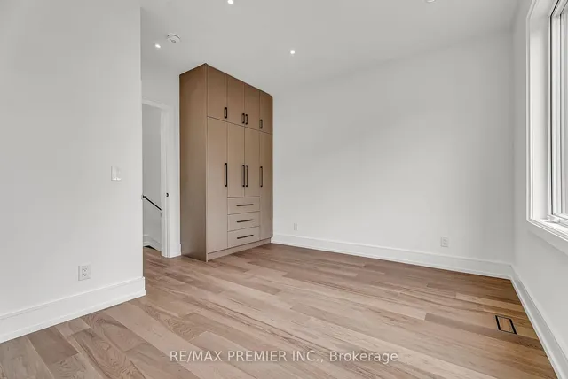 Additional image 20 of 5 Wadsworth Blvd