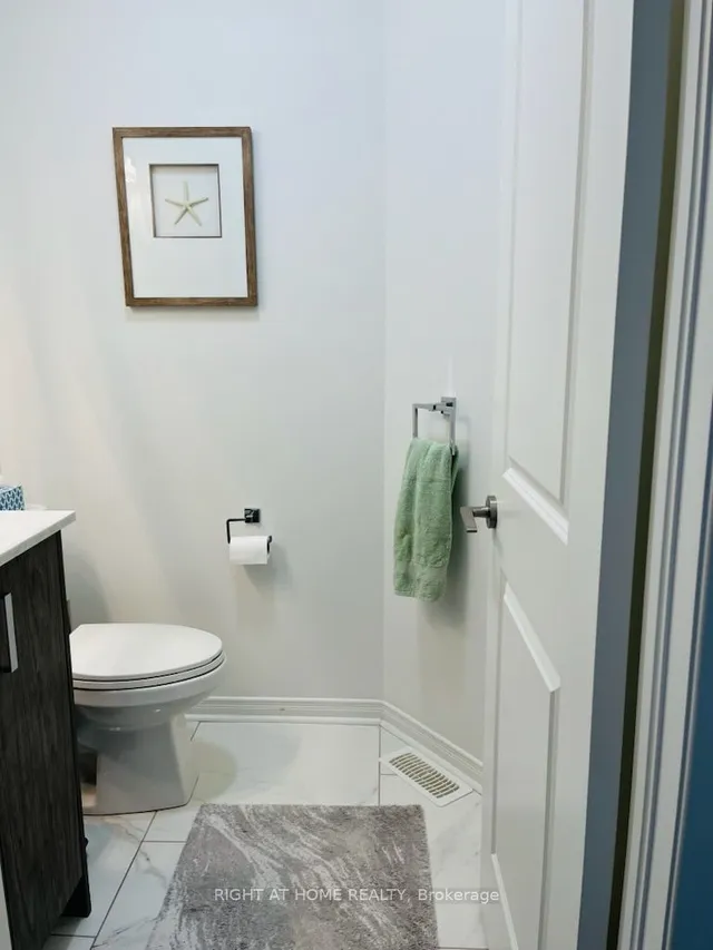 Additional image 9 of 64 Emmett Ave