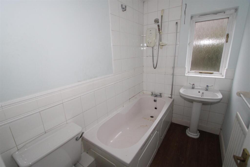 Additional image 4 of Green Bank, Cleckheaton