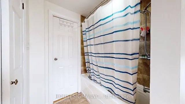 Additional image 17 of 65 Reigate Ave