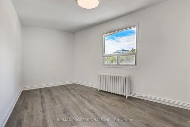 Additional image 10 of 636 Runnymede Rd