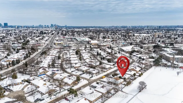 Additional image 38 of 45 Combermere Dr