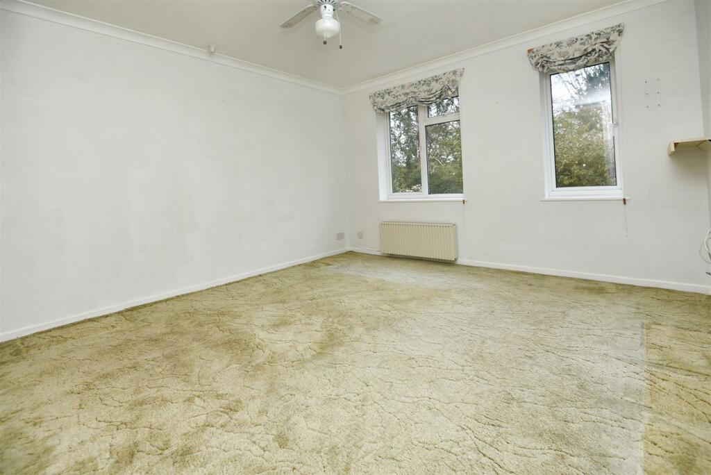 Additional image 6 of Park Road, Henstridge, Templecombe