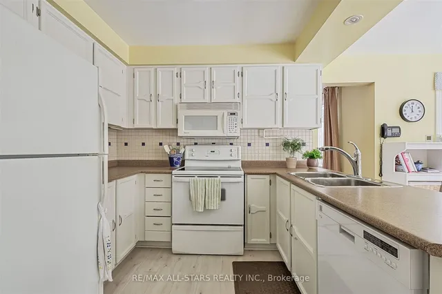 Additional image 16 of 12 Karen Ann Cres