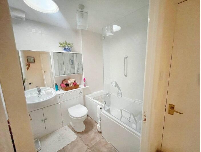 Additional image 11 of 17 Airedale Mews, Skipton BD23 2TF