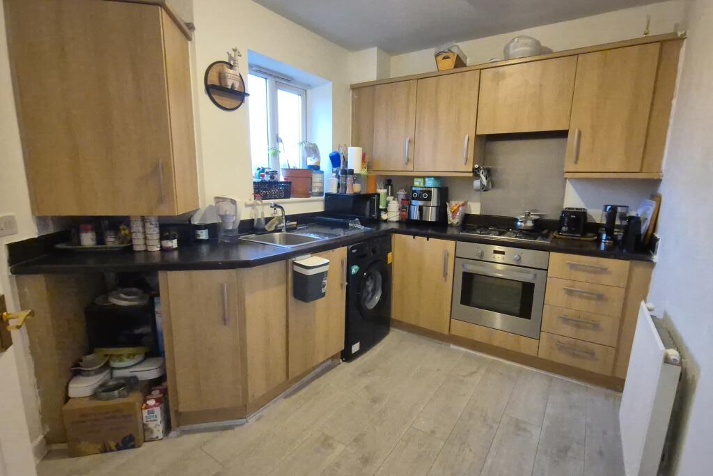 Additional image 3 of Birmingham Road, Oldbury, B69