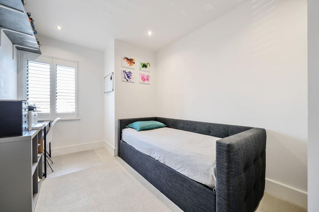 Additional image 8 of 143 Hayes Lane , Hayes , BR2 9EQ