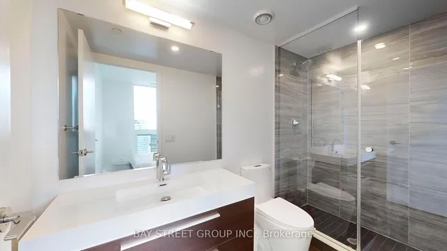 Additional image 22 of 39 Roehampton Ave Unit 2304