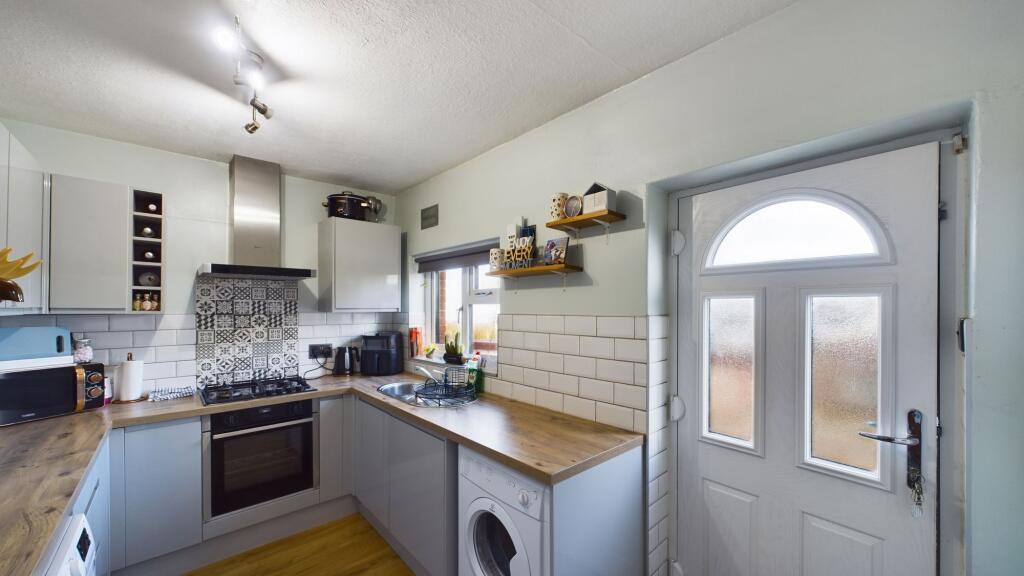 Additional image 3 of Beacon Road, Bradford, BD6