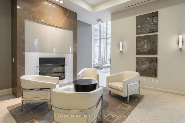 Additional image 28 of 59 Annie Craig Dr Unit 306