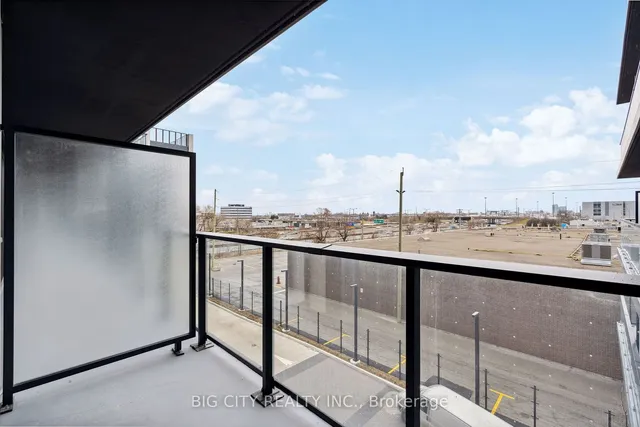 Additional image 13 of 36 Zorra St Unit 407