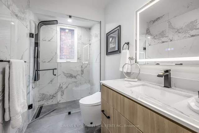 Additional image 22 of 89 Concord Ave