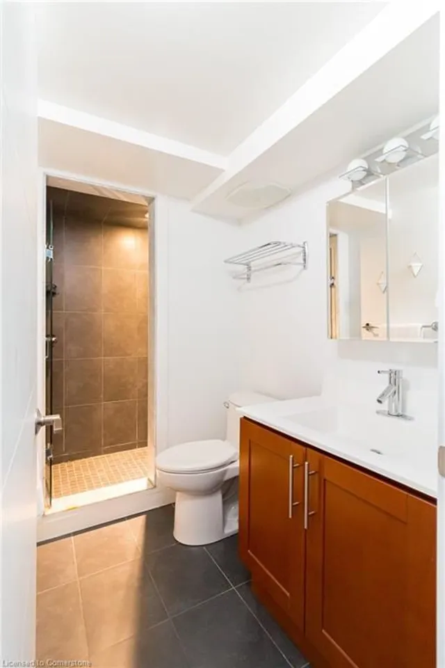 Additional image 29 of 2 Fieldway Rd Unit 105