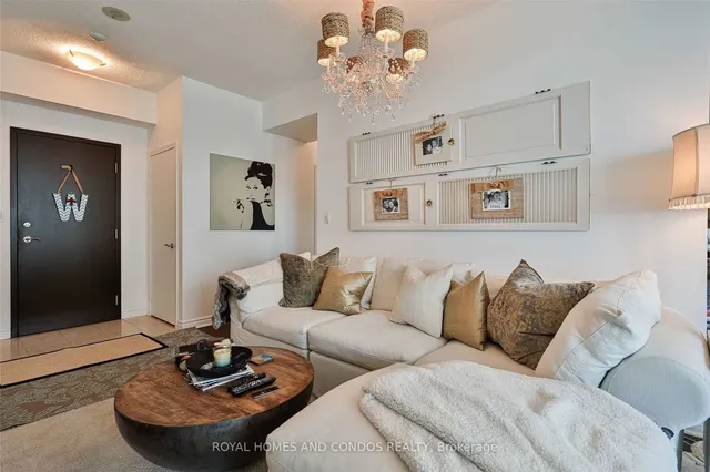 Additional image 8 of 410 Queens Quay Unit Lph6