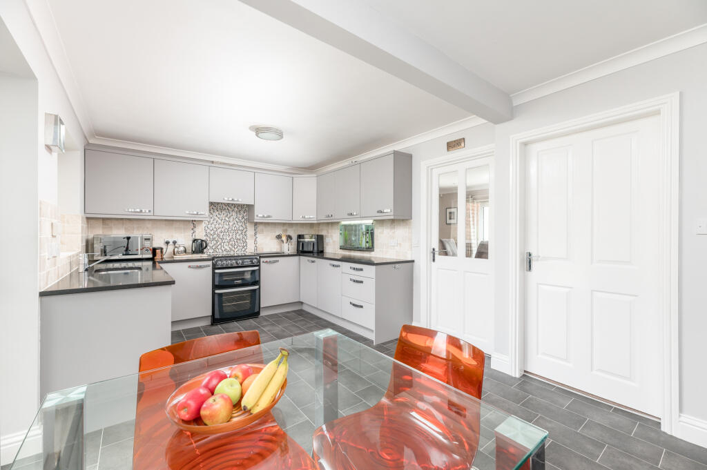 Additional image 4 of Otley Road, Eldwick, Bingley, BD16