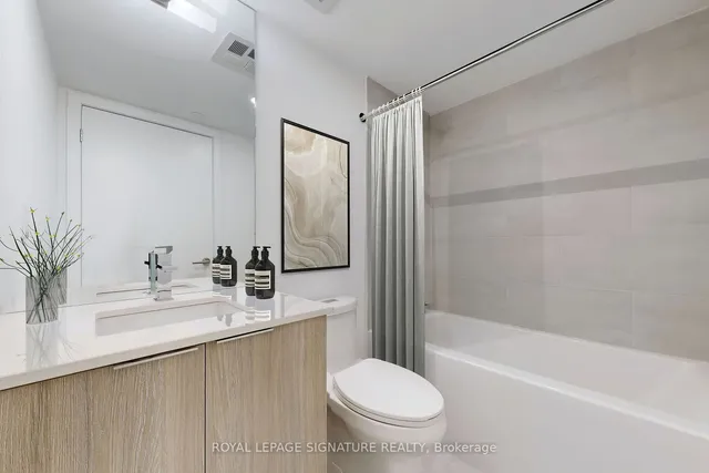 Additional image 10 of 47 Mutual St Unit 3005