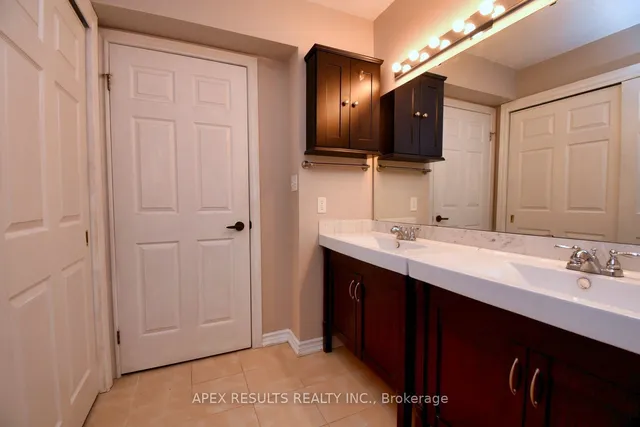 Additional image 26 of 2020 Cleaver Ave Unit 212