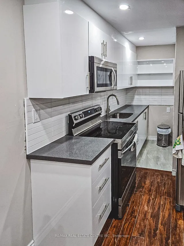 Additional image 21 of 14 Belmont Dr