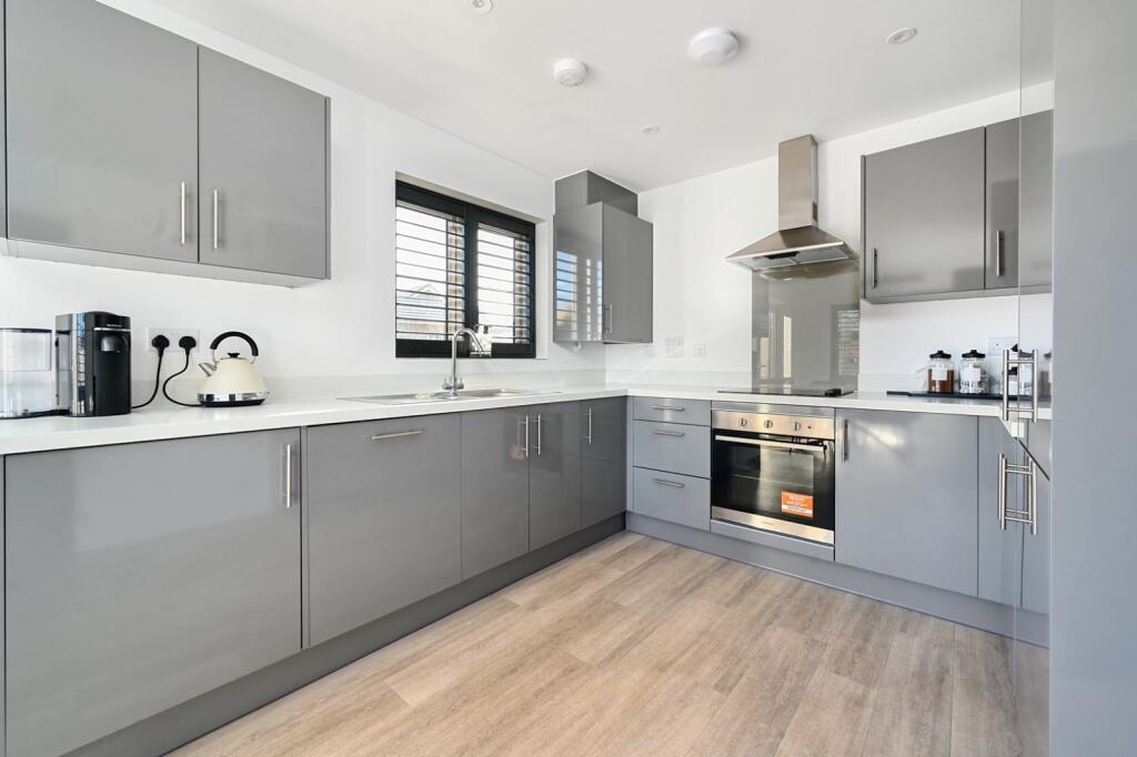 Additional image 24 of Kestrel Road, Lancing, West Sussex, BN15