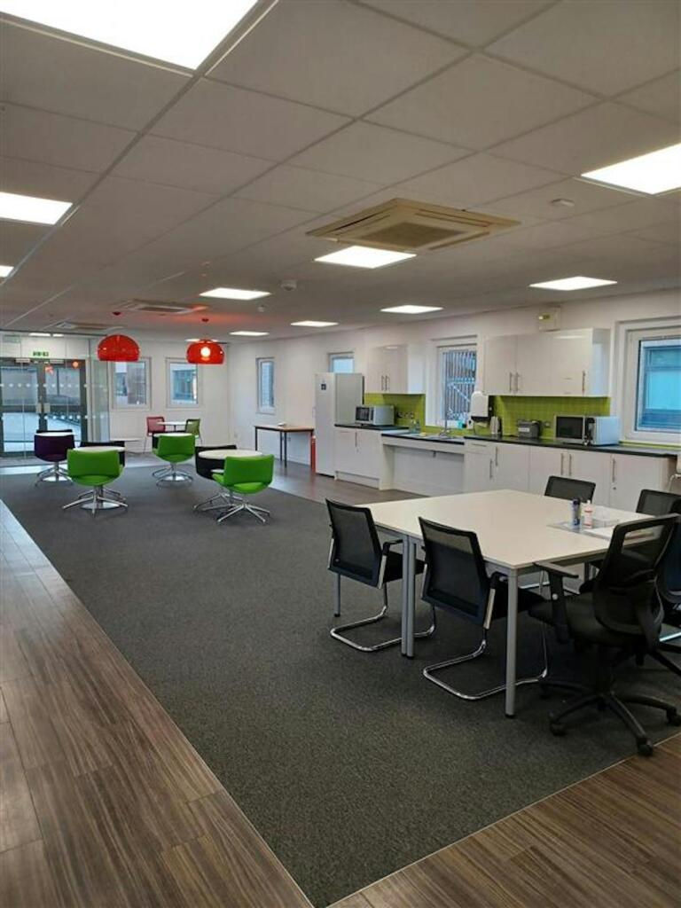 Additional image 5 of Building 52, Chesterford Park, Saffron Walden, Little Chesterford, CB10 1XL