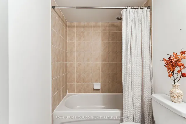 Additional image 27 of 207 Wellesley St Unit 103