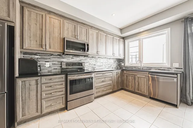 Additional image 9 of 30 Times Square Blvd Unit 241