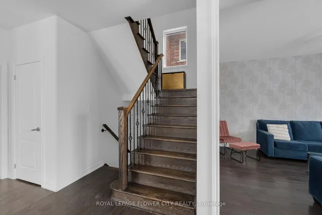 Additional image 19 of 22 Vanwood Cres