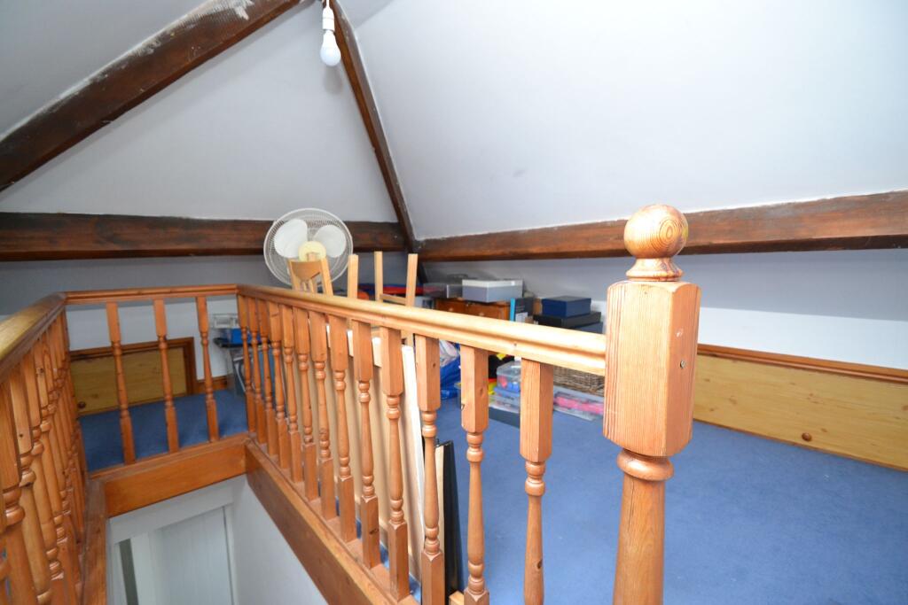 Additional image 24 of Kingston Grove, Thackley,