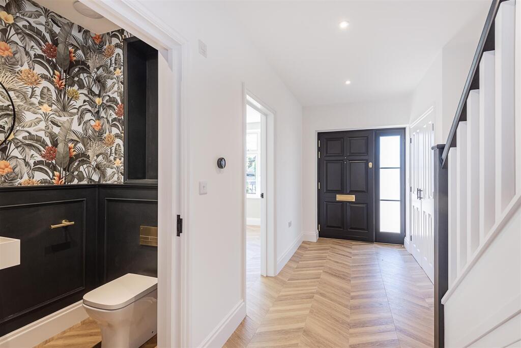 Additional image 6 of Sauncey Avenue, Harpenden