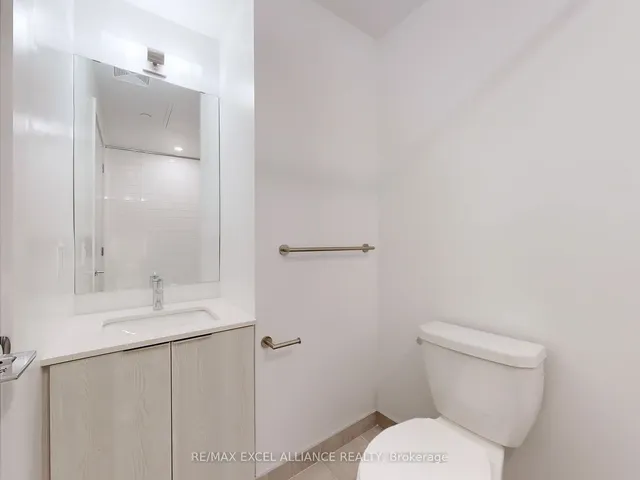 Additional image 16 of 357 King St Unit 204