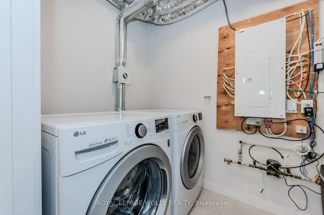 Additional image 23 of 170 Rochefort St Unit D