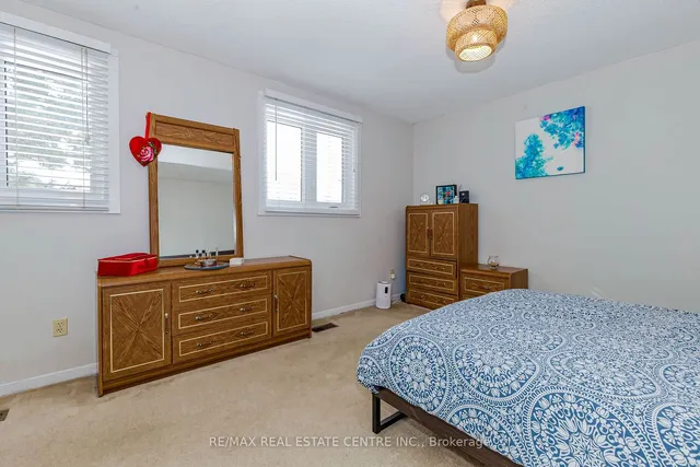 Additional image 27 of 4155 Dursley Cres