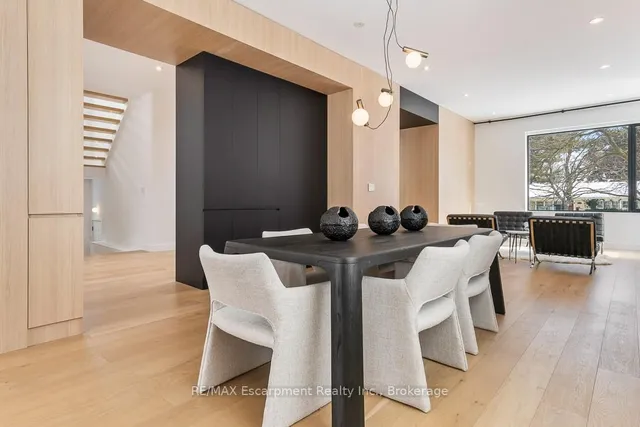 Additional image 16 of 1405 ACTON Cres