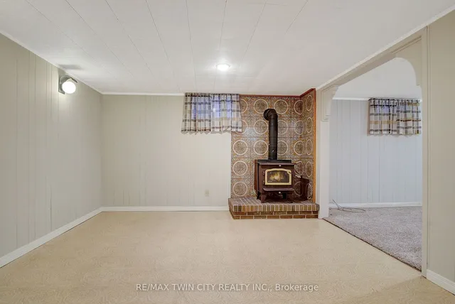 Additional image 40 of 28 Upper Canada Pl