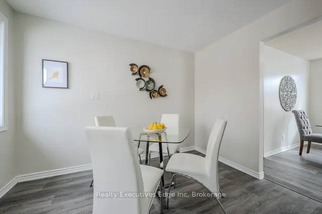 Additional image 13 of 28 Summerhill Cres