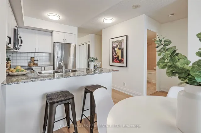 Additional image 18 of 1070 Sheppard Ave Unit 912