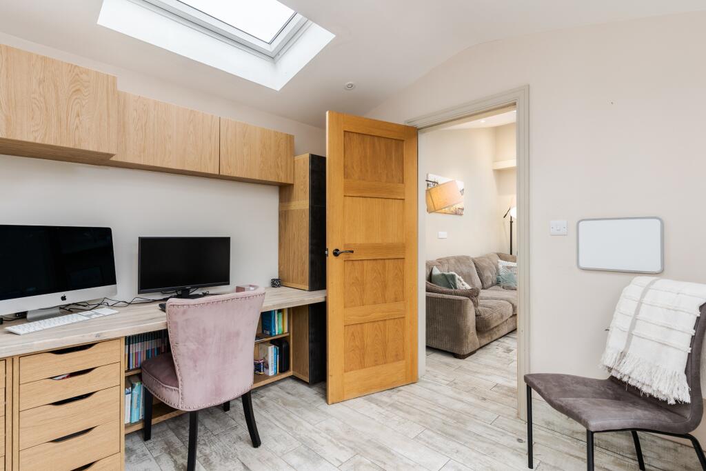 Additional image 19 of Robgill, Gwern-Y-Steeple, Peterston-Super-Ely