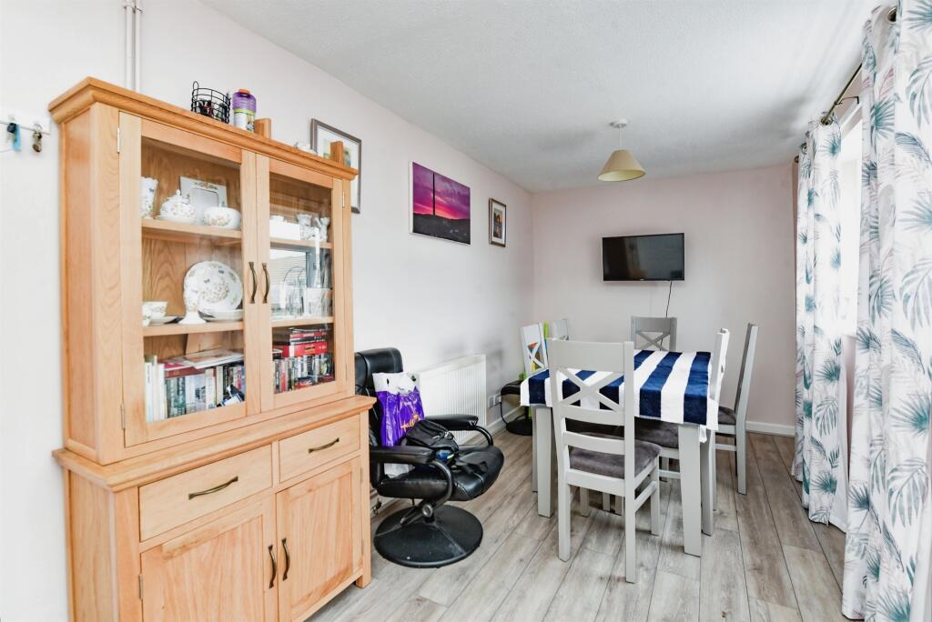 Additional image 4 of Rosefield Way, Westbury