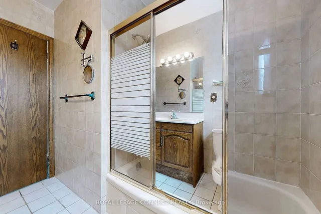 Additional image 18 of 49 Blaisdale Rd