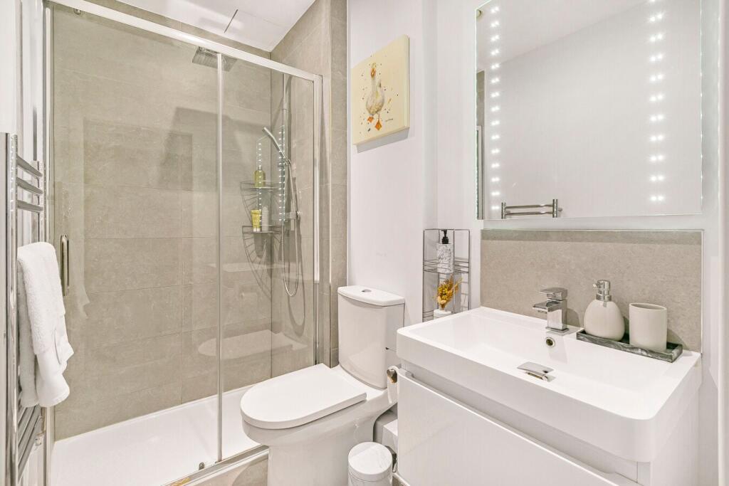 Additional image 8 of Great North Road, Hatfield, AL9