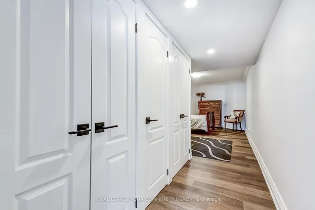 Additional image 40 of 1641 Allan Cres Cres