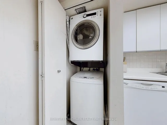 Additional image 15 of 1001 Bay St Unit 701