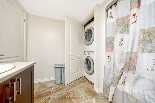 Additional image 21 of 1440 Main St Unit 109